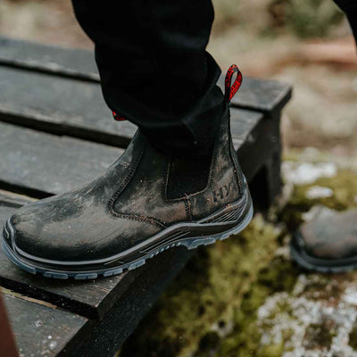 Hard Yakka Banjo Men's Dealer Boots in Black | Men's Black Chelsea Boots