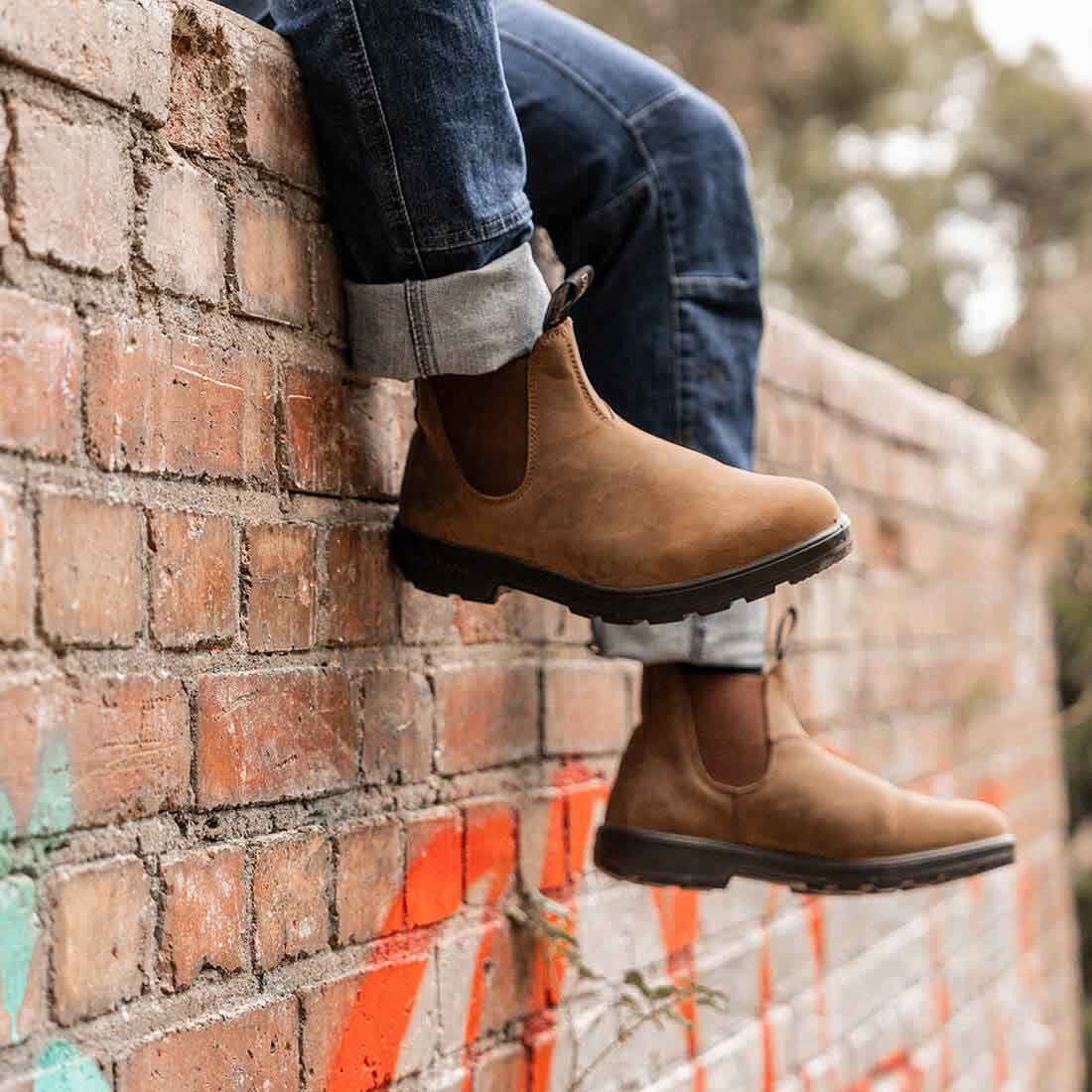 Hard Yakka Brunswick Dealer Boots in Saddle Brown | Men's Brown Nubuck Dealer Boots